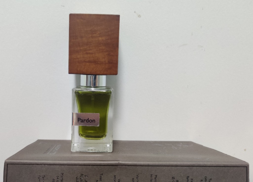 木质香调香水的适用场合无疑是广泛的