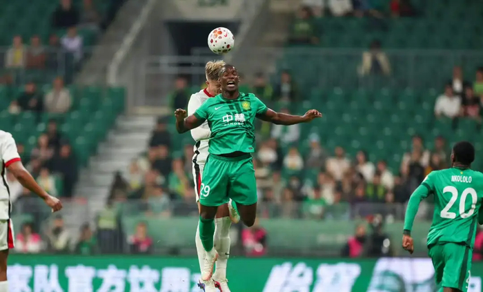 北京国安主场1-2不敌成都蓉城 积分尴尬陷保级泥